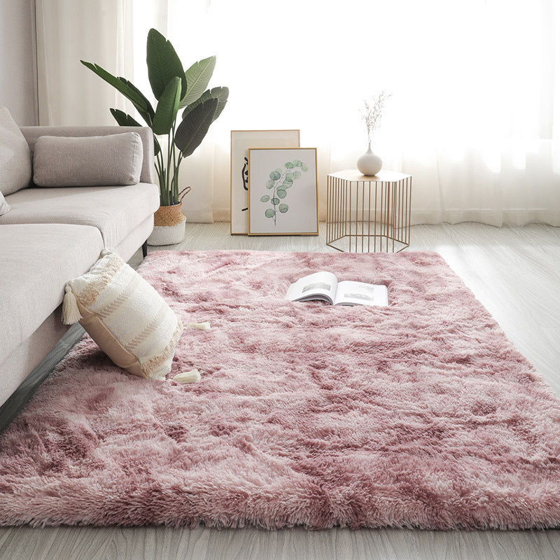 Plush Floor Mats Under The Bed In The Room Coffee Table